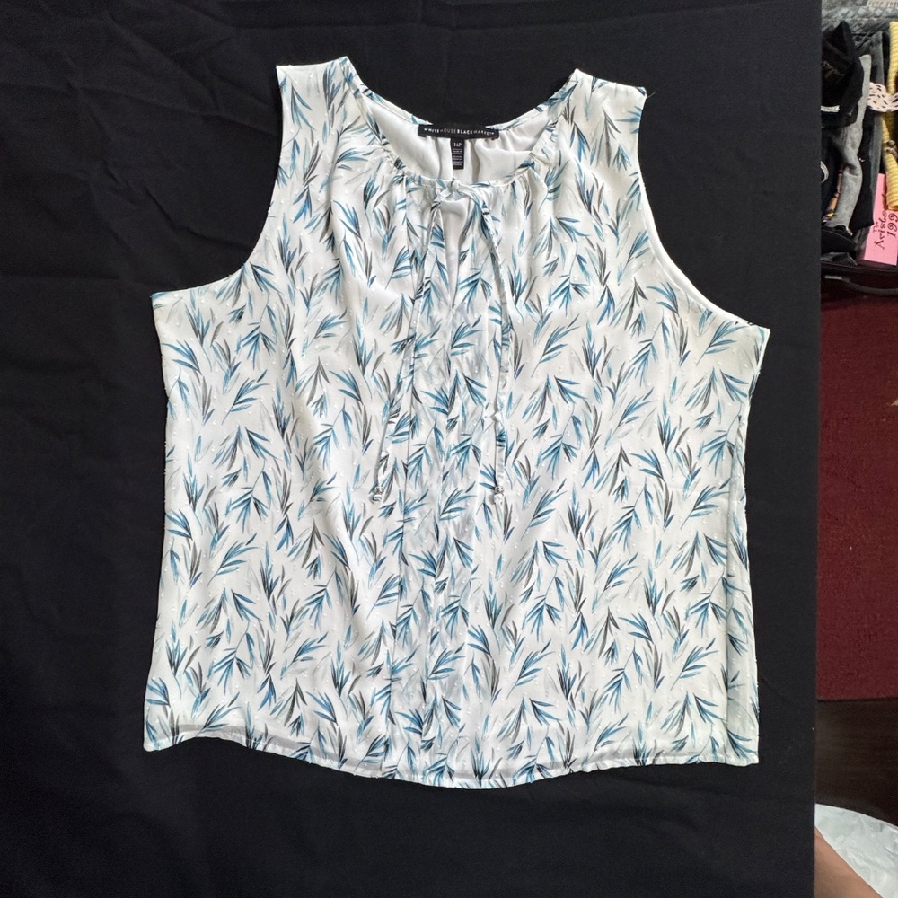 White House Black Market White and Teal Sleeveless Blouse 14P V-neck
